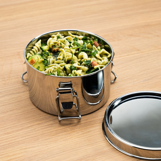 rvs lekvrije lunchbox gevuld met pasta